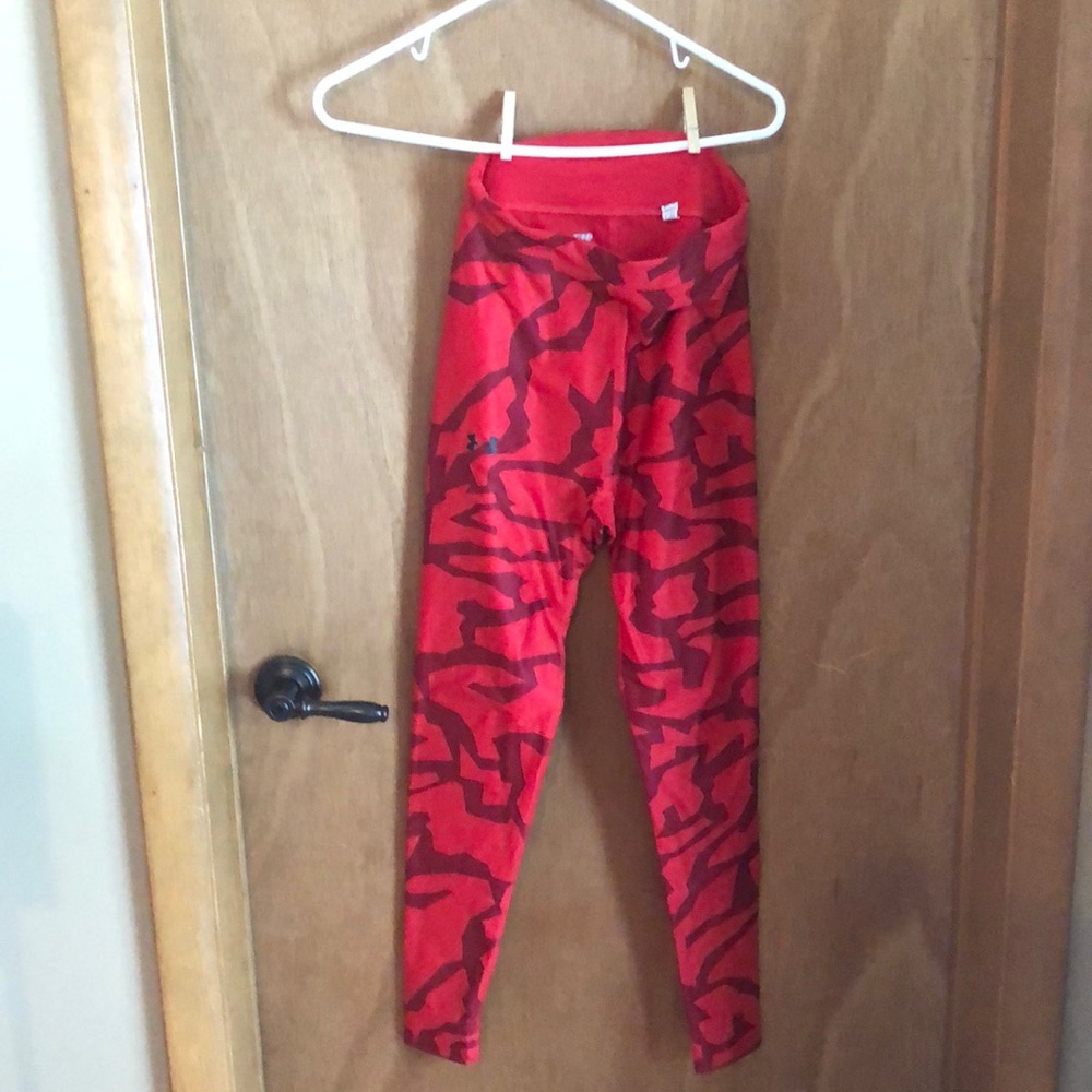 Under Armor compression leggings